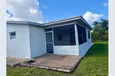 8361 NW 27th Place, Sunrise, FL 33322 - Photo 27