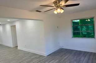 8361 NW 27th Pl, Sunrise, FL 33322 - Photo 11