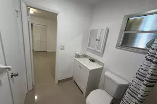 1471 NW 22nd St, Fort Lauderdale, FL 33311 - Photo 11