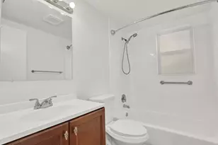 184 Norwich H, West Palm Beach, FL 33417 - Photo 7