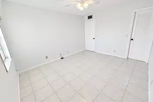 323 Flanders G Dr, Delray Beach, FL 33484 - Photo 15