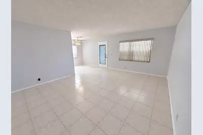 323 Flanders G Drive, Delray Beach, FL 33484 - Photo 9