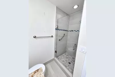 323 Flanders G Drive, Delray Beach, FL 33484 - Photo 21