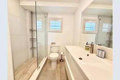333 NE 21st Avenue #418, Deerfield Beach, FL 33441 - Photo 5