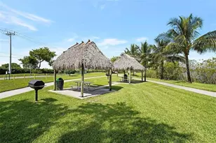 111 Lake Emerald Dr, Oakland Park, FL 33309 - Photo 23