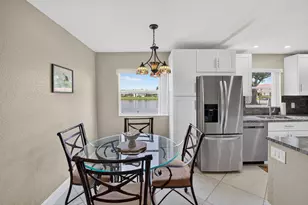 264 Saxony F, Delray Beach, FL 33446 - Photo 9
