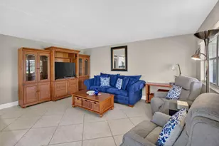 264 Saxony F, Delray Beach, FL 33446 - Photo 11