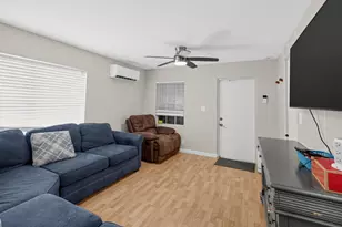 1403 Tahoe Ct, Lake Worth, FL 33461 - Photo 7