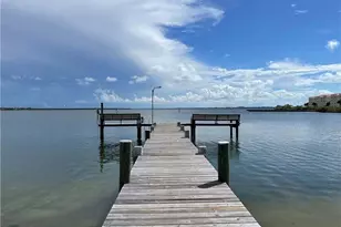 1351 Bayshore Dr, Fort Pierce, FL 34949 - Photo 1