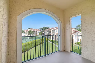 1743 Village Boulevard #304, West Palm Beach, FL 33409 - Photo 9