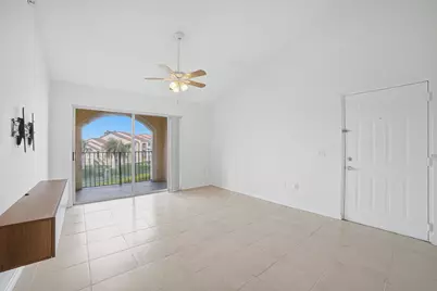 1743 Village Boulevard #304, West Palm Beach, FL 33409 - Photo 15