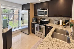 2257 SW 15th St, Deerfield Beach, FL 33442 - Photo 17
