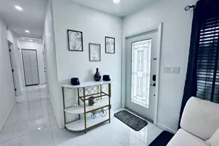 3041 NW 185th Ter, Miami Gardens, FL 33056 - Photo 3