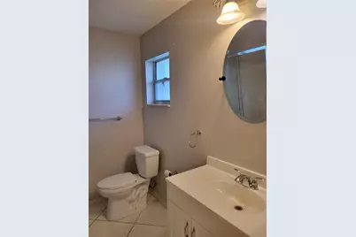 1170 NW 90th Avenue, Plantation, FL 33322 - Photo 11