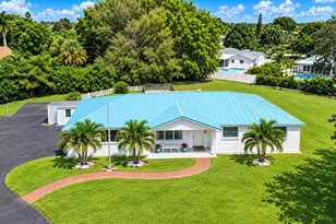 1222 NW Green Pine Ln, Stuart, FL 34994 - Photo 1