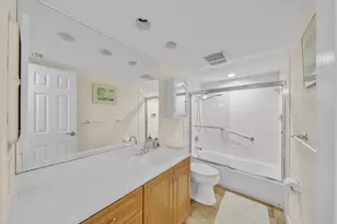 420 NW 70th Ave, Plantation, FL 33317 - Photo 13