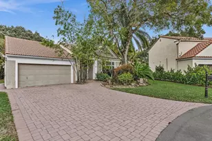 7505 Live Oak Dr, Coral Springs, FL 33065 - Photo 3