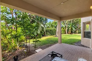 1017 Grove Park Cir, Boynton Beach, FL 33436 - Photo 35