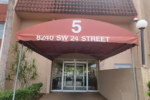 8240 SW 24th St, North Lauderdale, FL 33068 - Photo 3