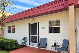 220 Lake Dora Dr, West Palm Beach, FL 33411 - Photo 1