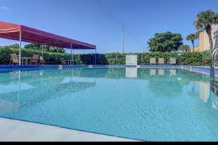 220 Lake Dora Dr, West Palm Beach, FL 33411 - Photo 15