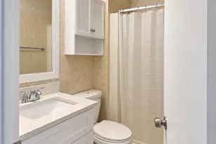 220 Lake Dora Dr, West Palm Beach, FL 33411 - Photo 11