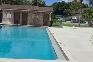 6020 Shaker Wood Cir, Tamarac, FL 33319 - Photo 5