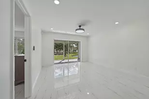 8970 S Hollybrook Blvd, Pembroke Pines, FL 33025 - Photo 9