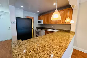 8020 N Colony Circle N, Tamarac, FL 33321 - Photo 11