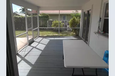 827 NW 87th Avenue, Coral Springs, FL 33071 - Photo 13