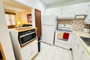 1030 Ashby D, Deerfield Beach, FL 33442 - Photo 11