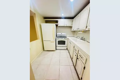3005 Cambridge A, Deerfield Beach, FL 33442 - Photo 9
