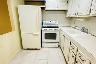 3005 Cambridge A, Deerfield Beach, FL 33442 - Photo 9