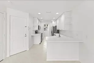 2006 Tigris Dr, West Palm Beach, FL 33411 - Photo 7
