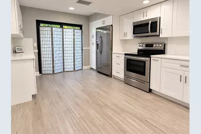239 Wildwood Circle #239, Deerfield Beach, FL 33442 - Photo 3
