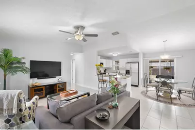 1098 SW Janette Avenue, Port Saint Lucie, FL 34953 - Photo 11