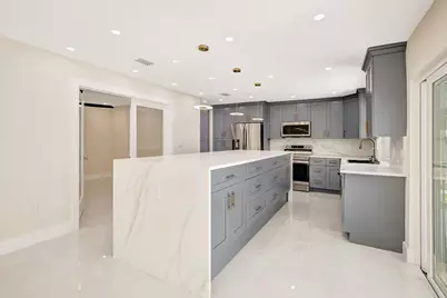 855 NW 76th Terrace, Plantation, FL 33324 - Photo 9