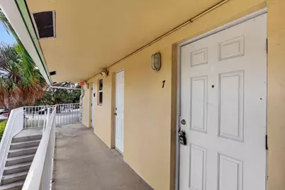 901 Pine Drive #7, Pompano Beach, FL 33060 - Photo 3