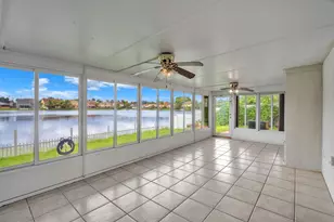 1020 SW 99th Ave, Pembroke Pines, FL 33025 - Photo 17