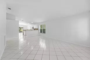 5427 Club Cir, Haverhill, FL 33415 - Photo 17