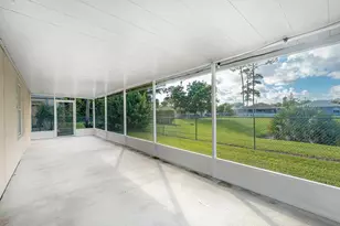 5427 Club Cir, Haverhill, FL 33415 - Photo 21