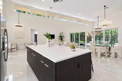 2701 NE 2nd Avenue, Wilton Manors, FL 33334 - Photo 7