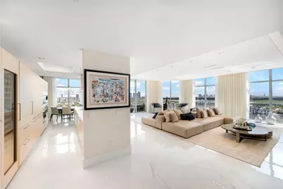17301 Biscayne Boulevard #PH-7, North Miami Beach, FL 33160 - Photo 7