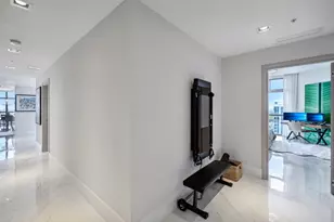 17301 Biscayne Blvd, North Miami Beach, FL 33160 - Photo 37