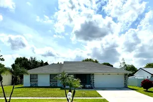 142 La Mancha Ave, Royal Palm Beach, FL 33411 - Photo 11