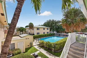 901 Pine Dr, Pompano Beach, FL 33060 - Photo 1