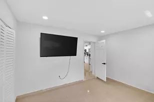 2244 SW 10th St, Miami, FL 33135 - Photo 21