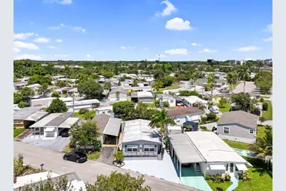 8609 SW 17th Court, Davie, FL 33324 - Photo 35