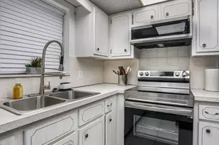 5300 Washington St, Hollywood, FL 33021 - Photo 3