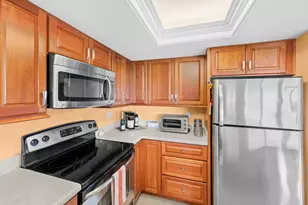 2636 Ocean Dr, Vero Beach, FL 32963 - Photo 19